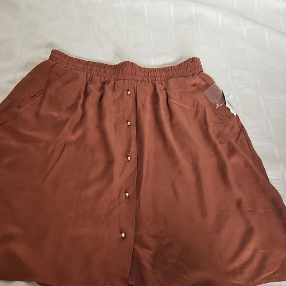 Suzy Shier Brown A-Line Pleated Skirt - Picture 12 of 16